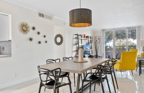 Hollywood South Central Beach Condominio | The Tides Ocean Luxury Suites