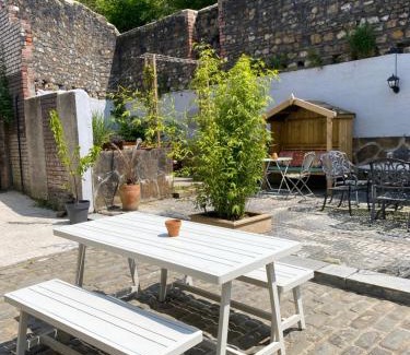 Merthyr Tydfil Hotel | The Tiger Inn