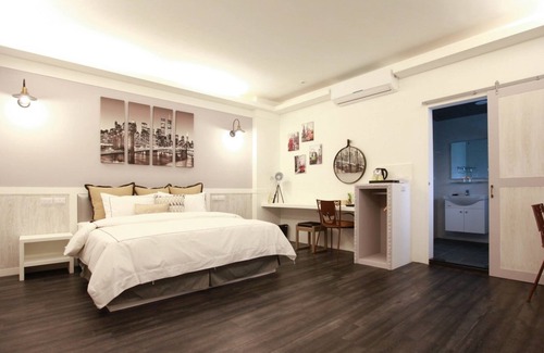 Dongshan Cama Y Desayuno | The Tiles Garden B&B