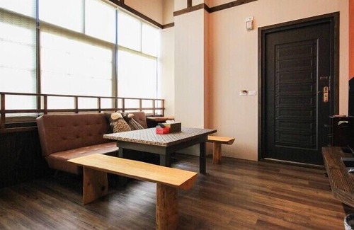 Dongshan Cama Y Desayuno | The Tiles Garden B&B