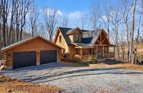 Talking Rock Cabina | The Tipsy Bear Cabin