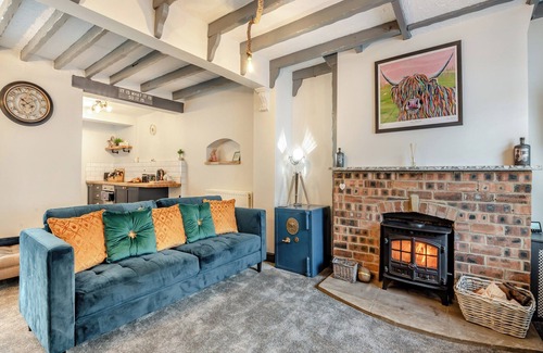 Guisborough Cabaña | The Tipsy Bee at 143.