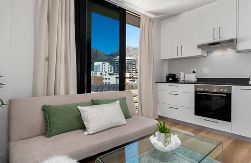 Cape Town City Centre Apartamento | The Tokyo Aparthotel by Totalstay