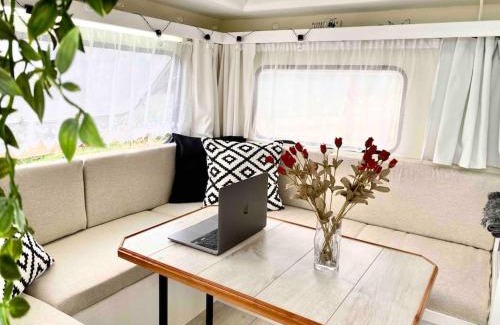 Zitsa Apartamento | The Tokyo Drift Caravan