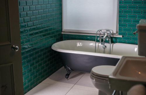 Kennington Hotel | The Tommyfield Hotel