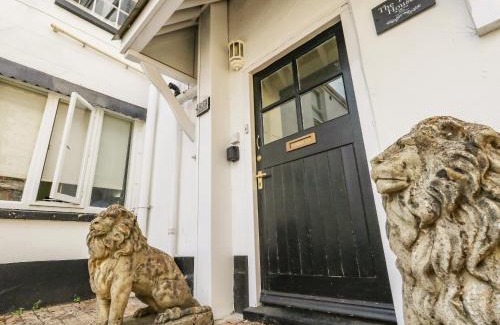 Dorchester Casa | The Town House