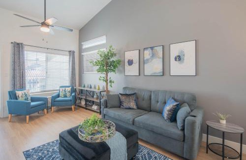 North Scottsdale Apartamento | The TPC Dream - Family-Friendly Getaway with Resort Pools & Parking - H2057