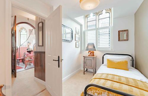 Fakenham Casa | The Tracery - Norfolk Cottage Agency
