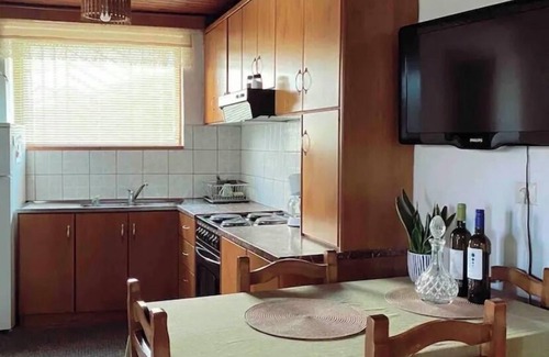 Zitsa Casa | The Traditional Stone House!
