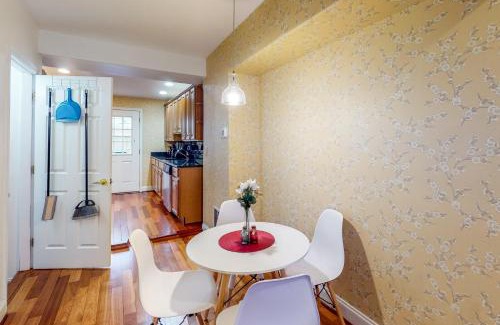 Riverside Casa | The Trailblazing Tribble House of Federal Hill