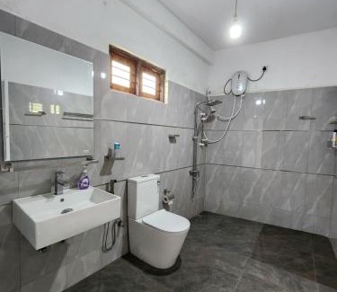 Udunuwara Casa | The Train Cottage Kandy - Homestay