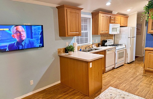 Seffner Community Alliance Cabina | The Tranquil Cabin