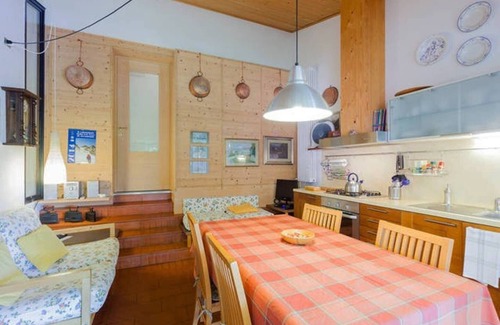 Arcugnano Apartamento | La casa transparente: Apartamento "Il Geranio" en Villa con piscina -M0240060013
