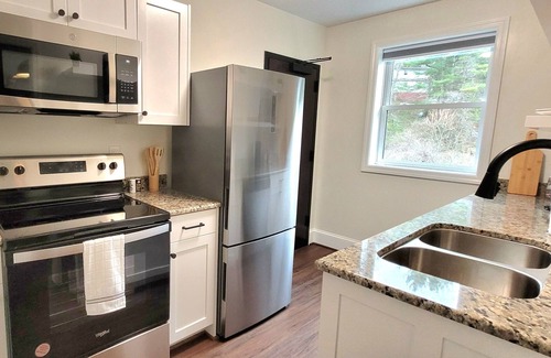 Tazewell Apartamento | The Traveler on Main - Suite 4