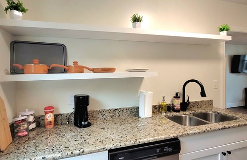 Tazewell Apartamento | The Traveler on Main - Suite 4