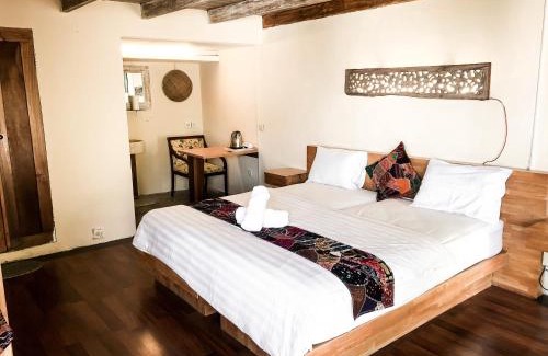 Mumbul Cama Y Desayuno | The Tree House