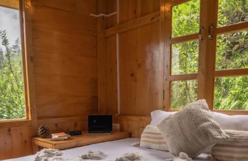 Banjar Chalet De Esquí | THE TREE HOUSE JIBHI ,Swastika Aashiyana
