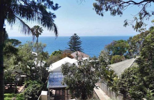 Clifton Casa | The Tree House * New Listing