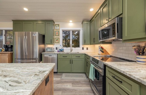 Bracey Casa | The Tree House | Spectacular Water Views | Freshly Renovated