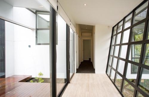 Ngaio Bay Casa | The Treehouse - Kaiteriteri Holiday Home