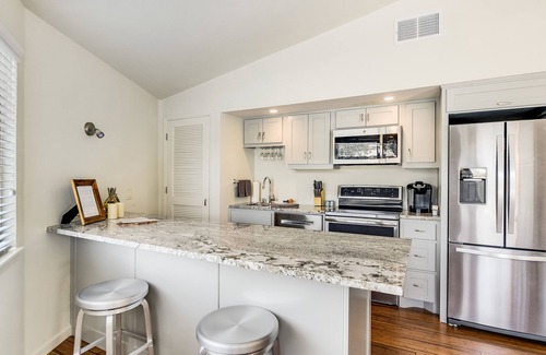 Lakeway Villa | La casa del árbol en el lago Travis, gran vista