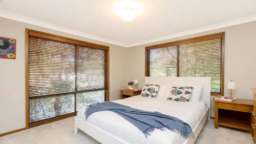 Pearl Beach Casa | The Treehouse -Pet Friendly, Heated Spa