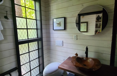 Chattanooga Casa | The Treetop Hideaways at Ruby Falls