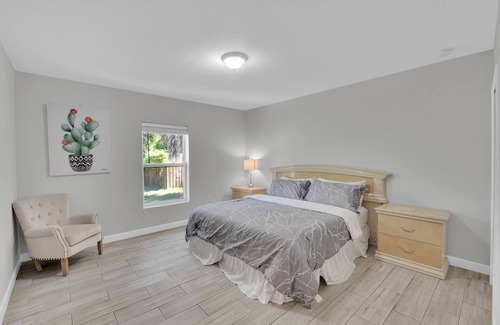 Poiciana Park II Casa | The Tropical Shade of Paradise 3B, 2B Plazas 6. 1,738SF, 3-6 meses de alquiler aceptado