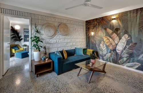 Parramatta Park Apartamento | The Tropicana Courtyard