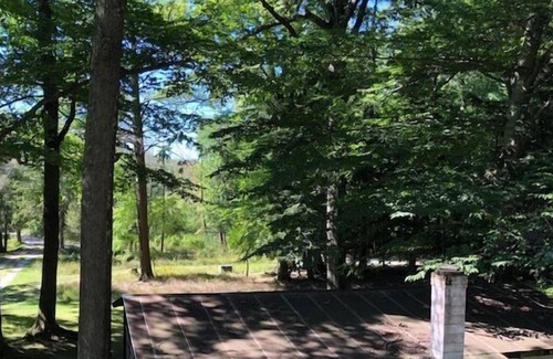 Ludington Casa | The Tudor Barn - Tudor Style Barn House. Sleeps 5!