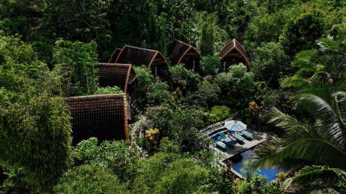 Penida Island Casa | The Tukad Gepuh Cottage and Resto