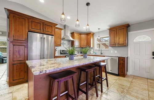 Butler Beach Casa | The Turtle`s Nest | Coastal holiday escape- private hot tub!