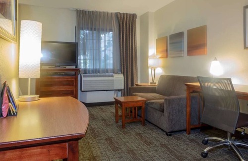 Anaheim Resort Complejo | The Ultimate Destination for a Fun-Filled Anaheim Adventure w/ Free Breakfast!