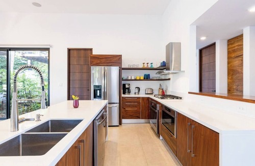 Tamarindo Casa | The ultimate Family retreat. Daily housekeeping, beach club membership and outdoor grill by the pool