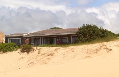 Cannon Rocks Casa | The Unexpected at Cannon Rocks