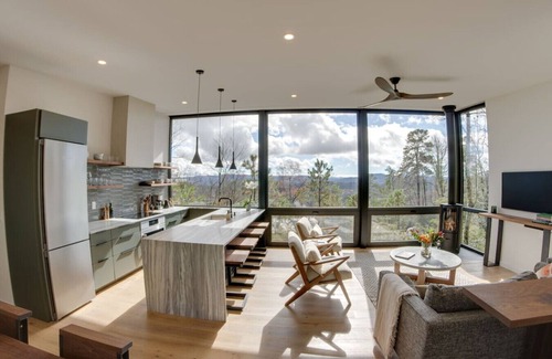 Mills River Casa | The Upper Dogwoods at Vineyard Gap