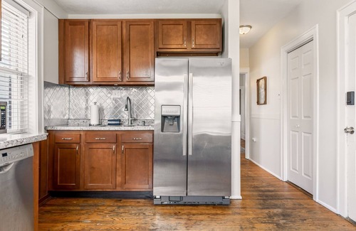 Lindenwood Park Apartamento | The Upper Grove by StayLage