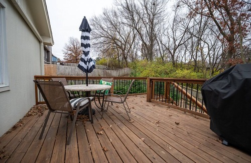 Topeka Casa | The Uptown Oasis. Kansas comfort.