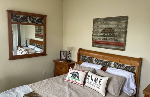 Brentwood Otro | The Urban Edge Farm Home