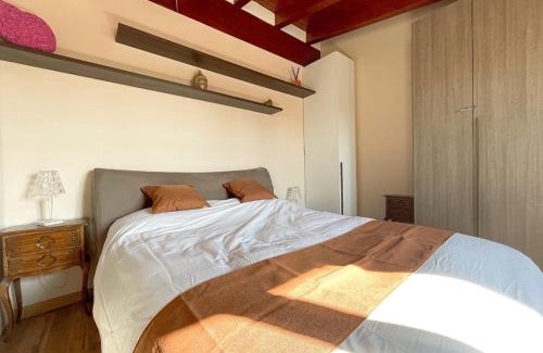 Gorla Apartamento | The Urban Nest 2, Spacious, wifi and near the red metro