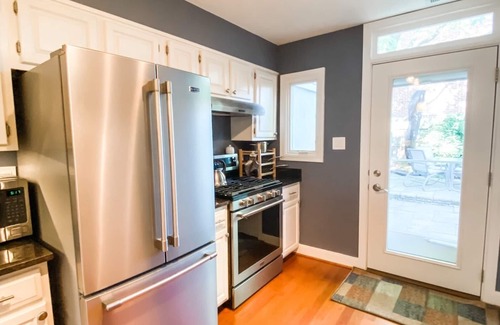 Old Town West Casa | The Urban Pineapple! Fun & Funky 2bdrm w/patio in Historic Old Town.