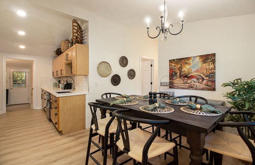 Allen Casa | The Urban Retreat. 30 Day Min