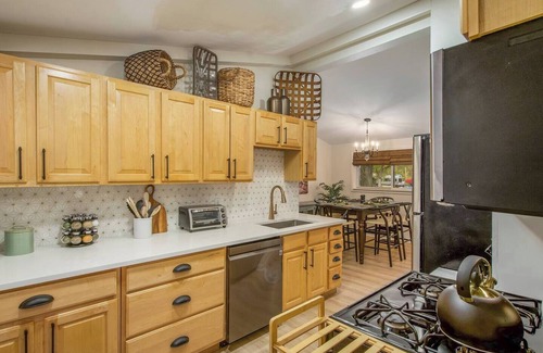 Allen Casa | The Urban Retreat (30 Day Min)