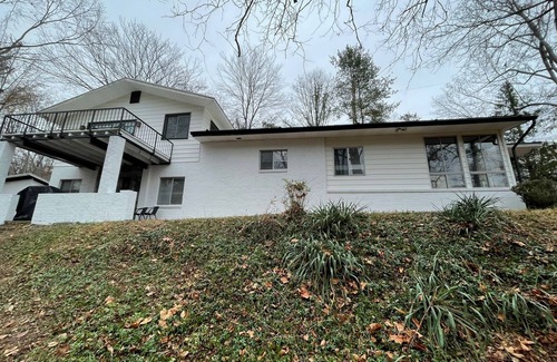Occoquan Casa | The McKenzie Estate - Old Town Occoquan