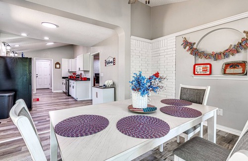 Chandler Casa | The USA Home - in Chandler, OK