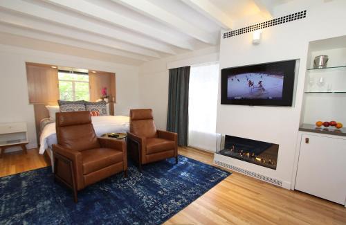 Northwest Carmel Cama Y Desayuno | The Vagabond's House Boutique Inn