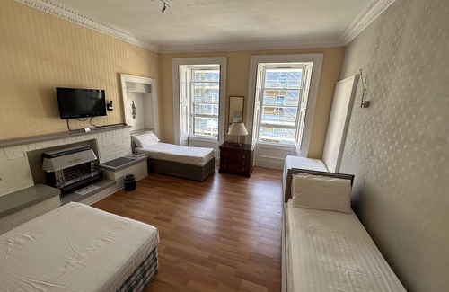 Tollcross Casa | The Valentine Townhouse Hotel