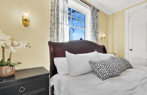 Huntsville Cama Y Desayuno | The Valley House Inn Sprague Suite