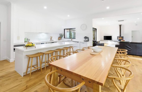Johanna Casa | The Valley - Johanna