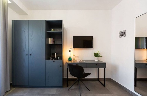 Ta' Giorni Condominio | The Valley Room 7 condo with parking on premises